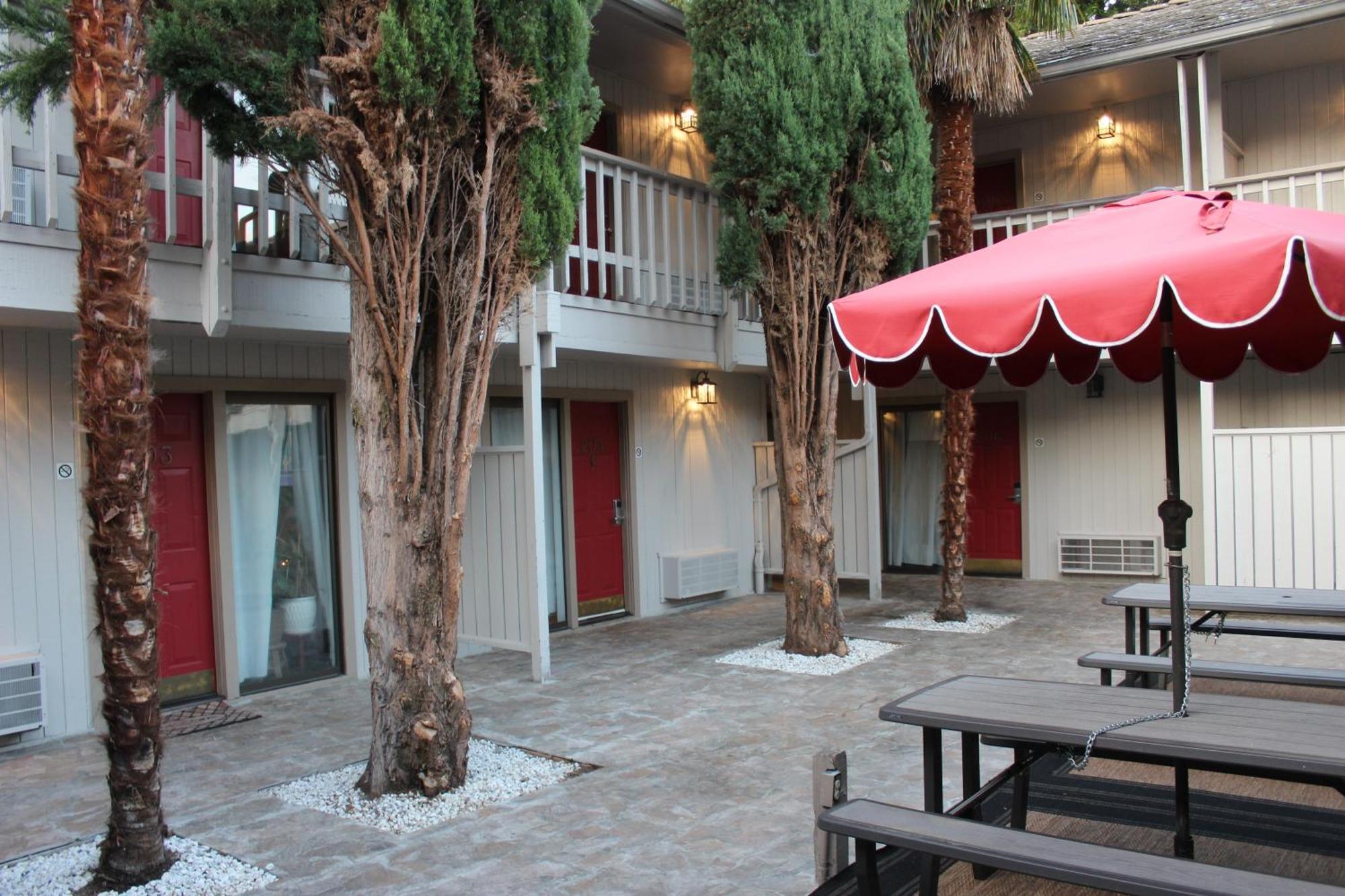 Cedarwood Inn Of Ashland Esterno foto